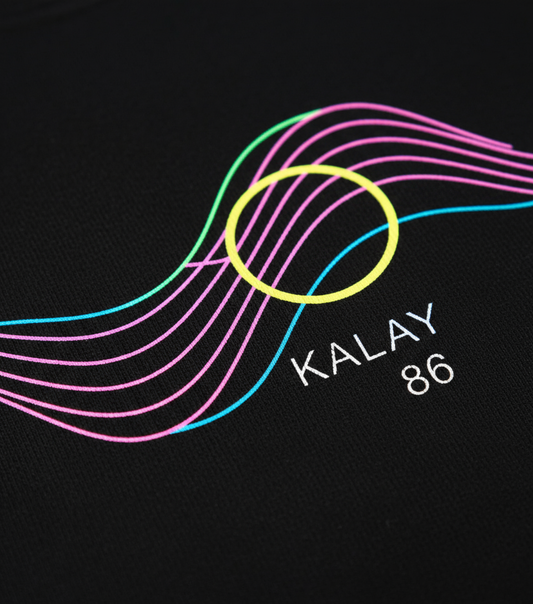 Felpa Girocollo "Wave Rider" - Abbigliamento Synthwave Frequenza Audio